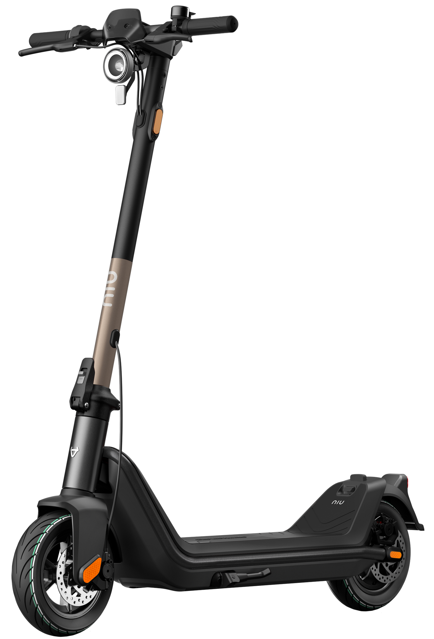 Kqi3 sparkesykkel fra Niu sort/gull sett fra front i 45grader