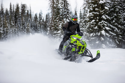 Riot X8000 146 ES QS3 MY24