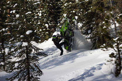 Riot X8000 146 ES QS3 MY24