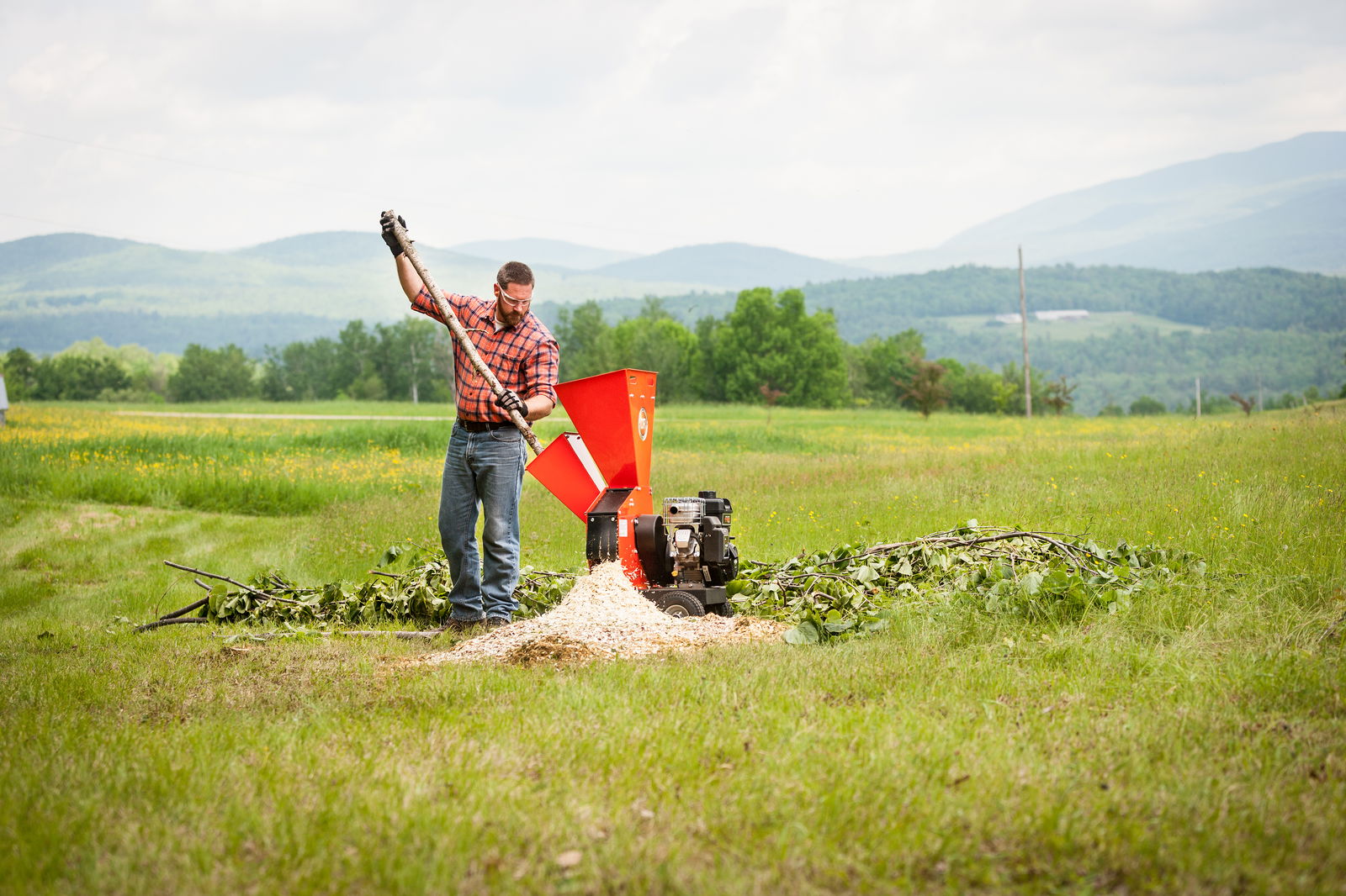 Fra kvist til flis med Flishuggeren fra DR Power