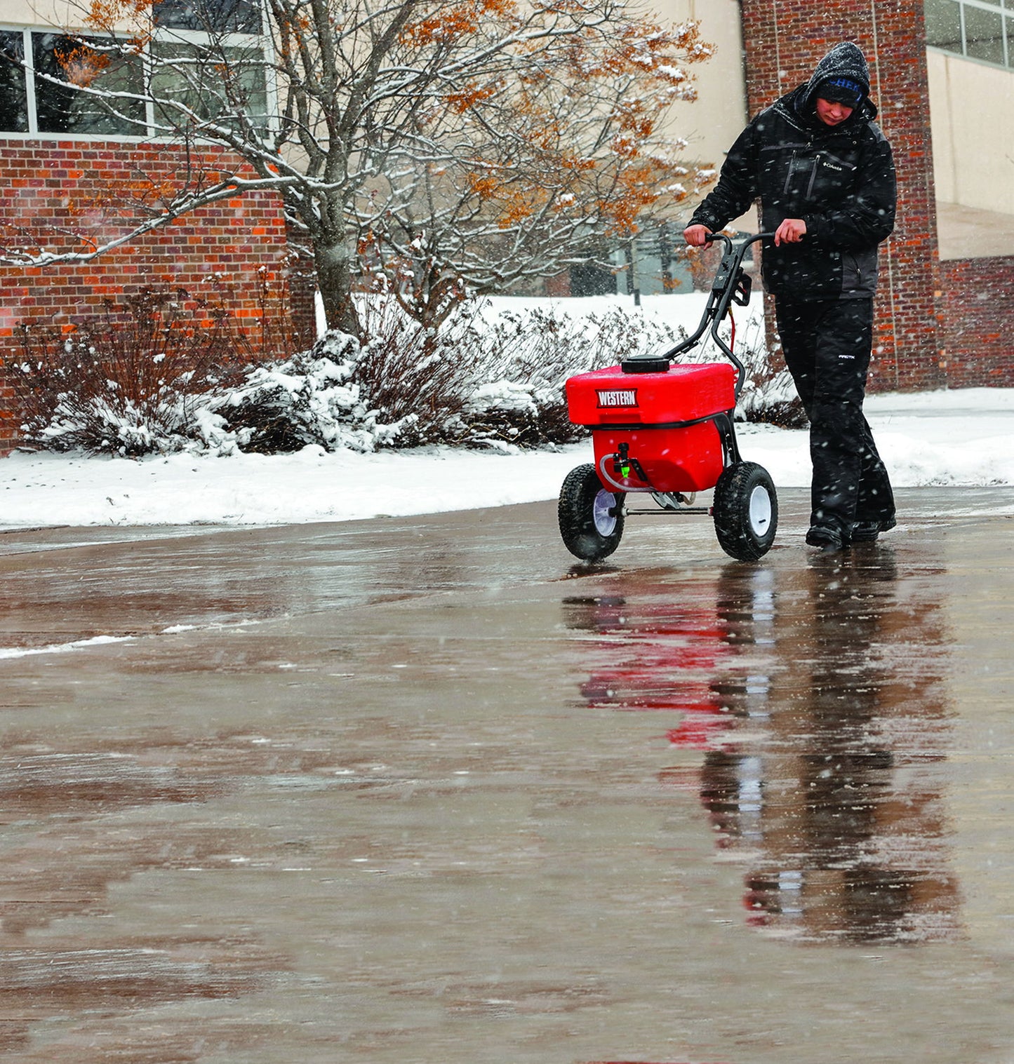 SS-120 sprøytestaven brukes til å smelte isen