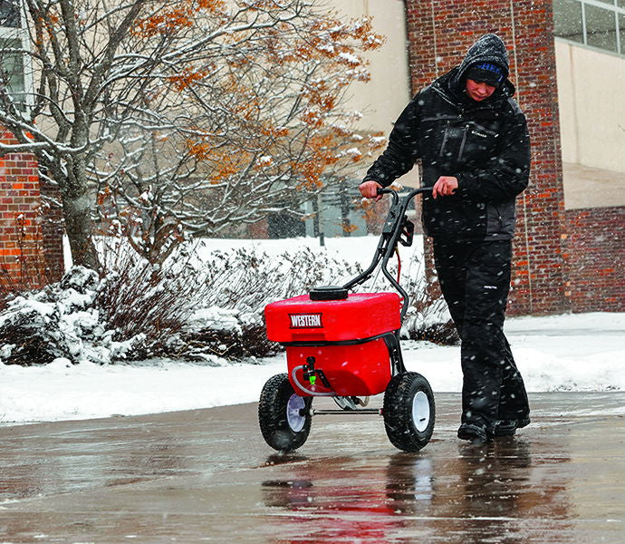 SS-120 sprøytestaven brukes til å smelte isen