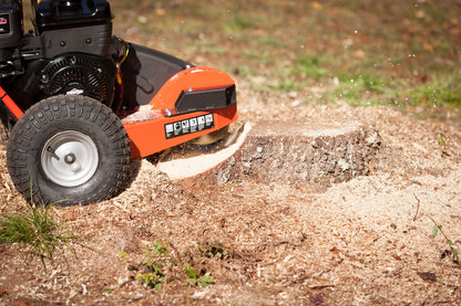 Nærbilde av hvordan Stubbfres Pro 14,5 bekjemper solide stubber