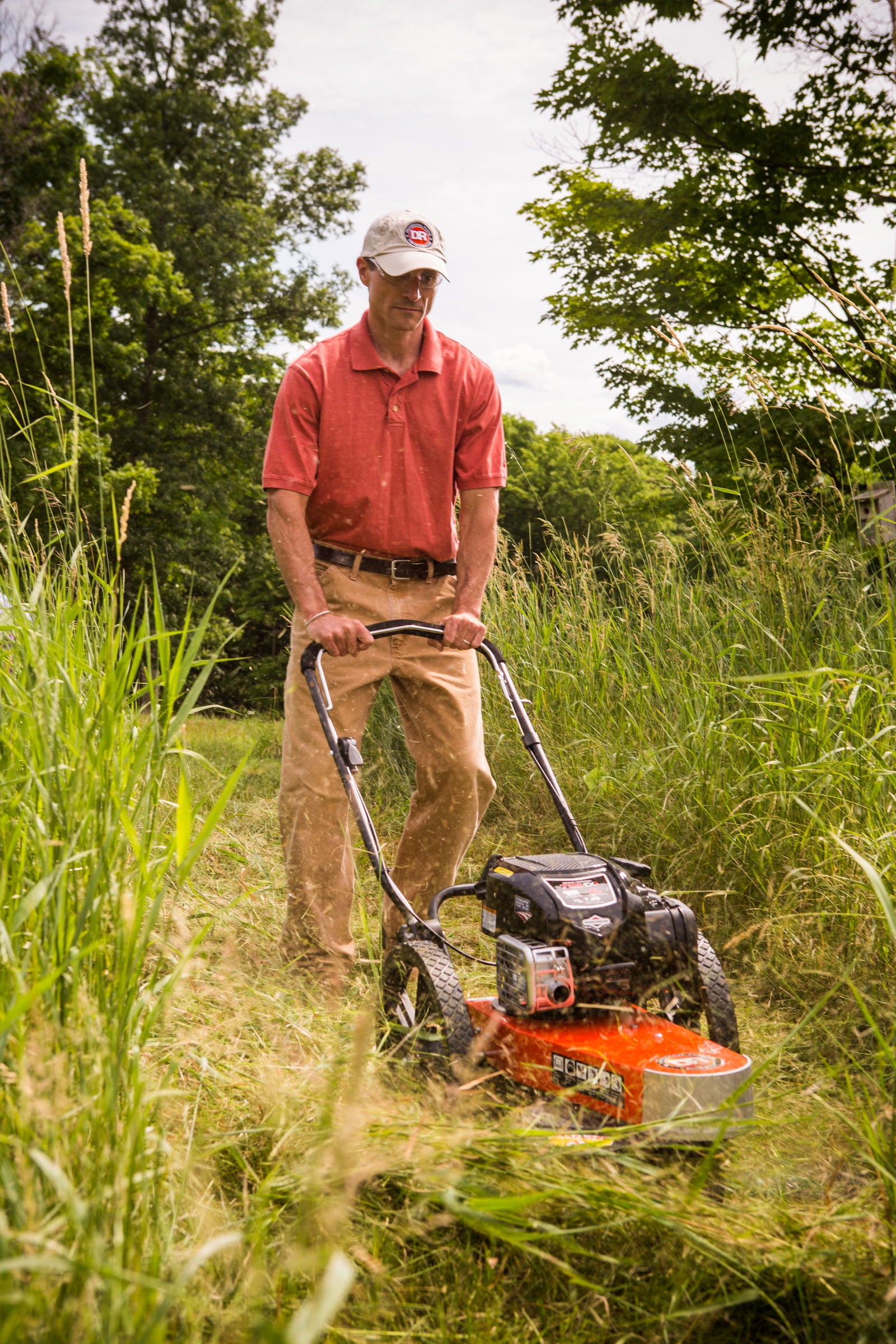 43067 Gresstrimmer 6,75 er effektiv og klipper ugress kjapt
